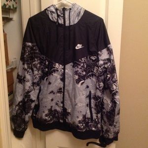 Nike Windrunner Zip Up Windbreaker Hoodie